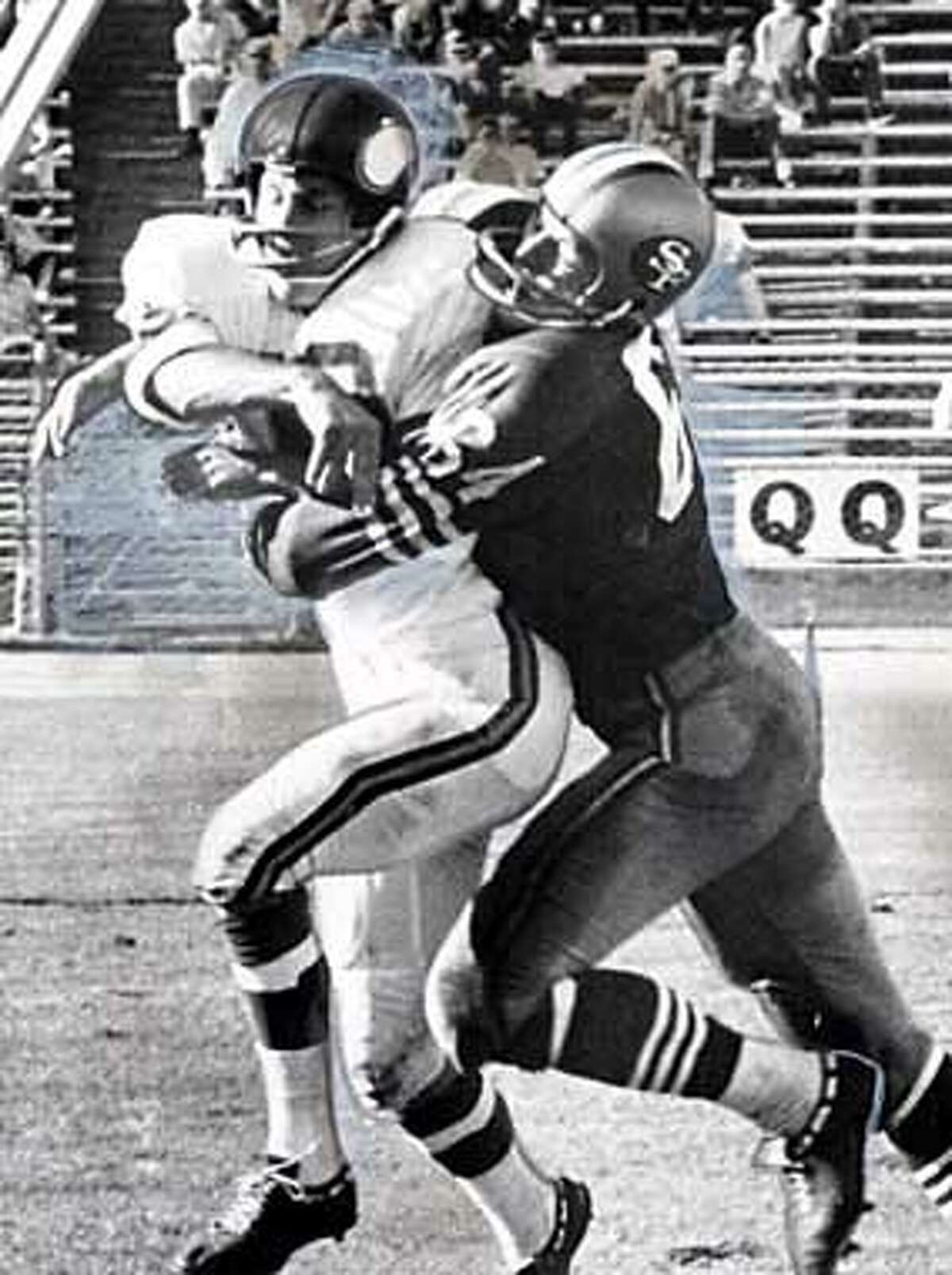 Dave Wilcox was a tenacious linebacker in his 49ers playing days, making seven Pro Bowls. Chronicle File Photo