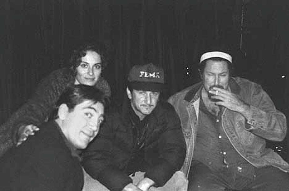 Penn Goes Incognito In Schnabel S Before Night Falls
