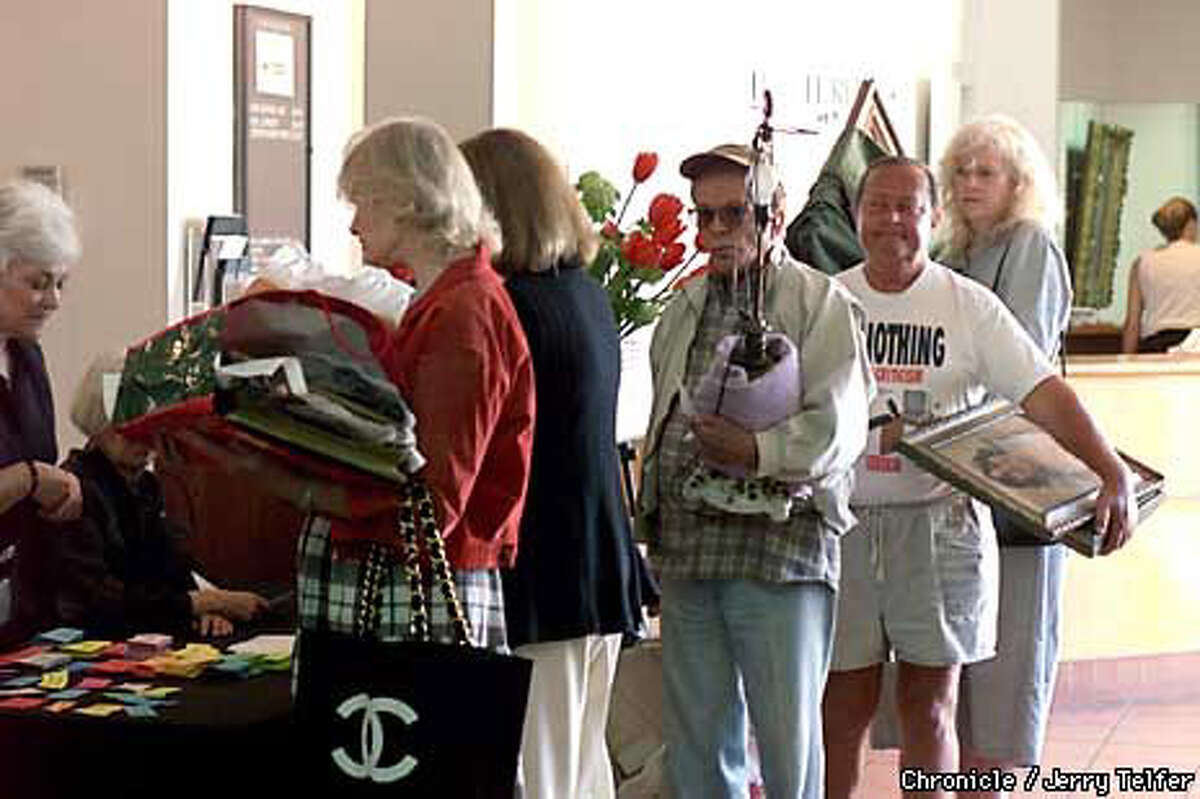 Antiques Overload Show / TV appraisals drive up owners' expectations