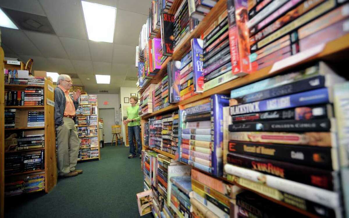 Independent book stores find success in crowded ereader market