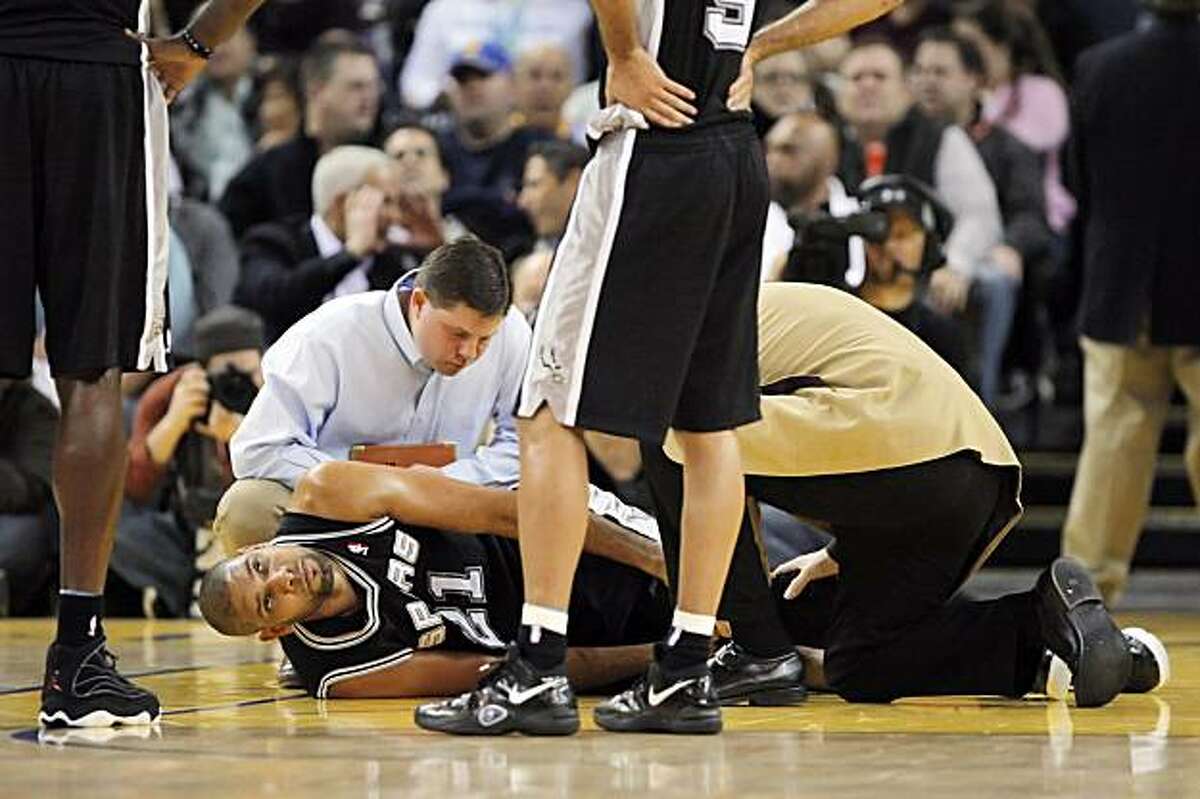 Tim Duncan Sad Spurs handily beat Warriors for 11th straight time