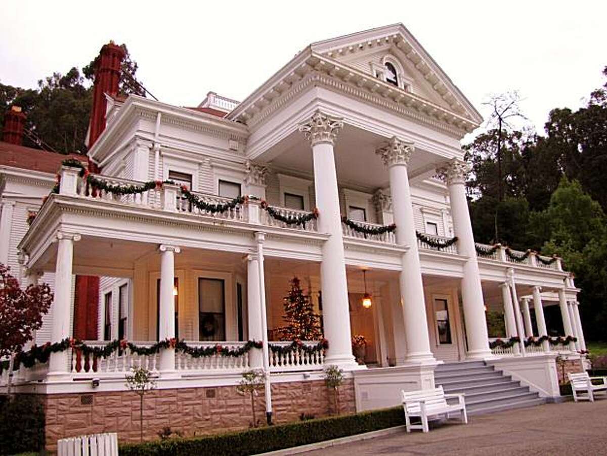 Dunsmuir House, Peralta Oaks Court, Oakland