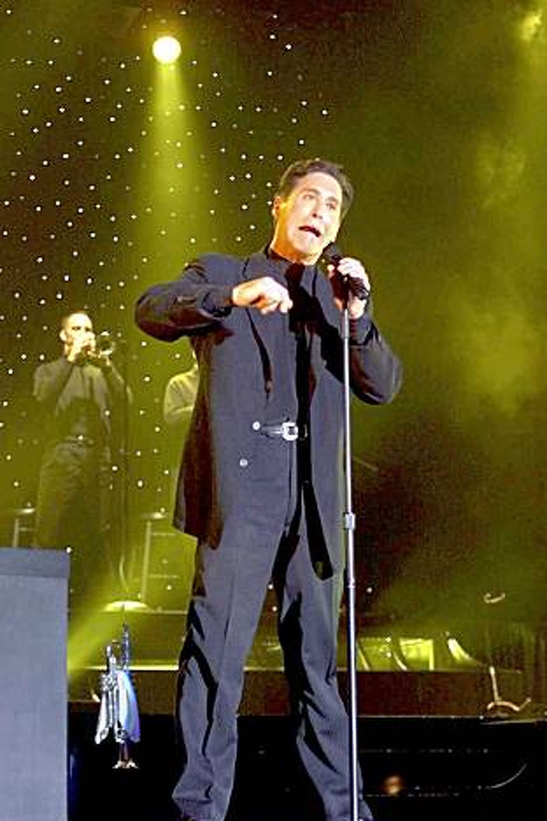 Vegas entertainer Danny Gans dies at 52