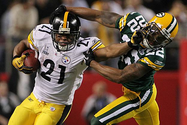 Green Bay Packers tight end Andrew Quarless (81) celebrates at the end of  Super Bowl XLV where the Green Bay Packers beat the Pittsburgh Steelers  31-25 at Cowboys Stadium in Arlington, Texas