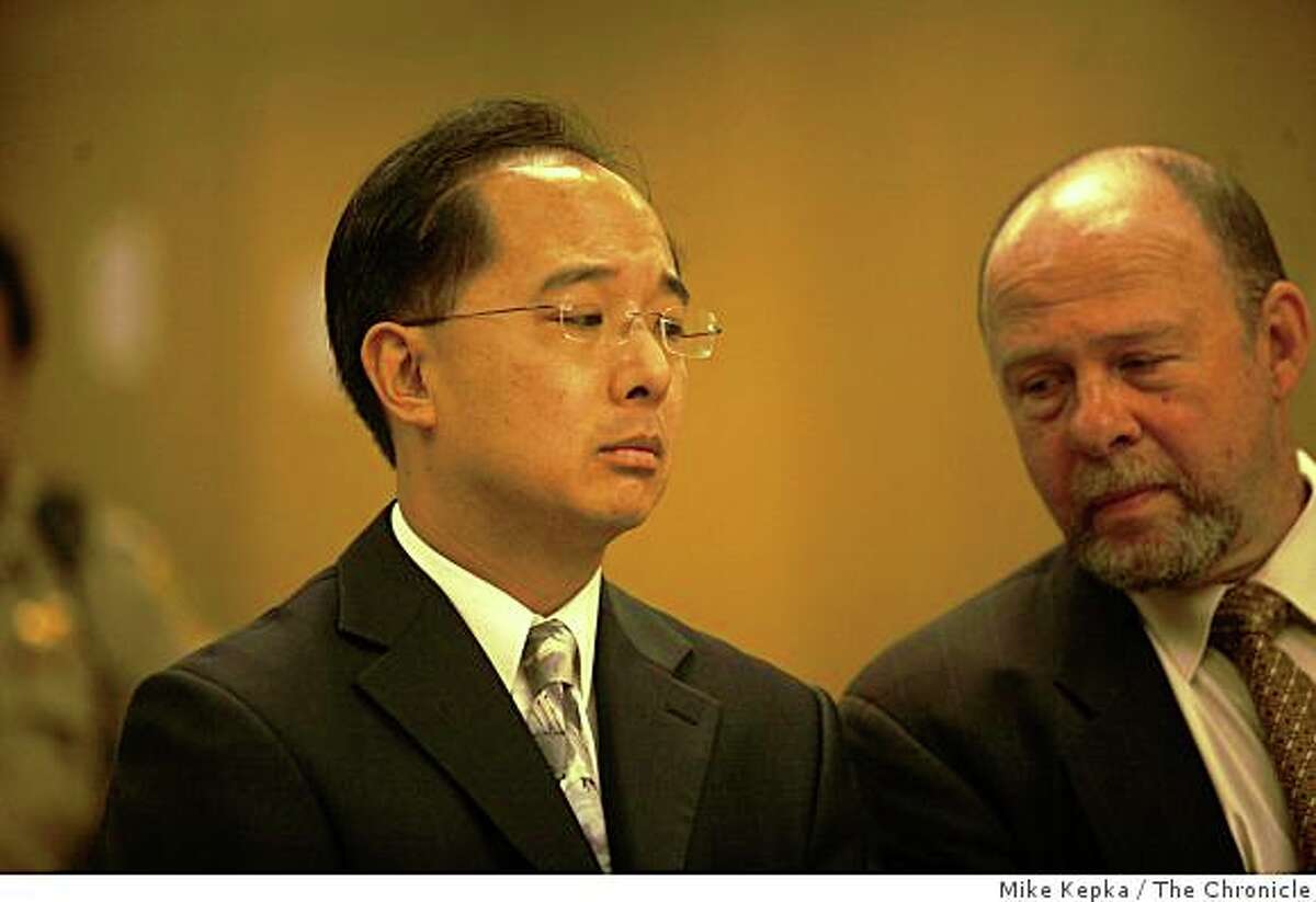 Ed Jew (left) appeared in San Francisco Superior Court for a hearing where he presented his new attorney, Stuart Hanlon (rt).