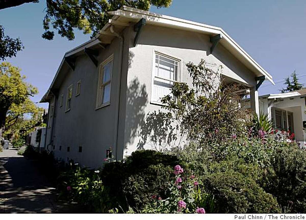 A home is seen in Berkeley, Calif., on Friday, April 17, 2009.