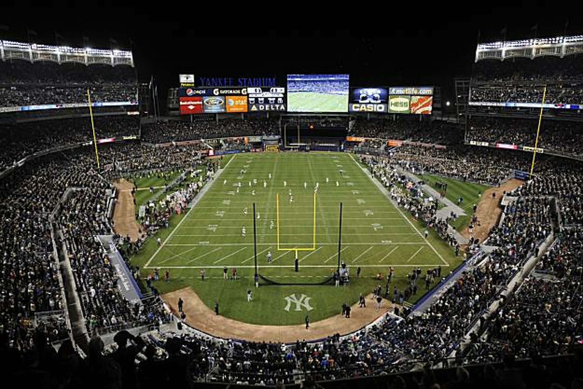 Yankee Stadium - Home Run Derby Atmosphere