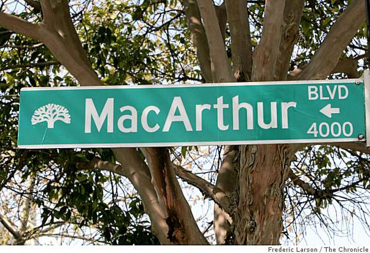 MacArthur Boulevard, Oakland