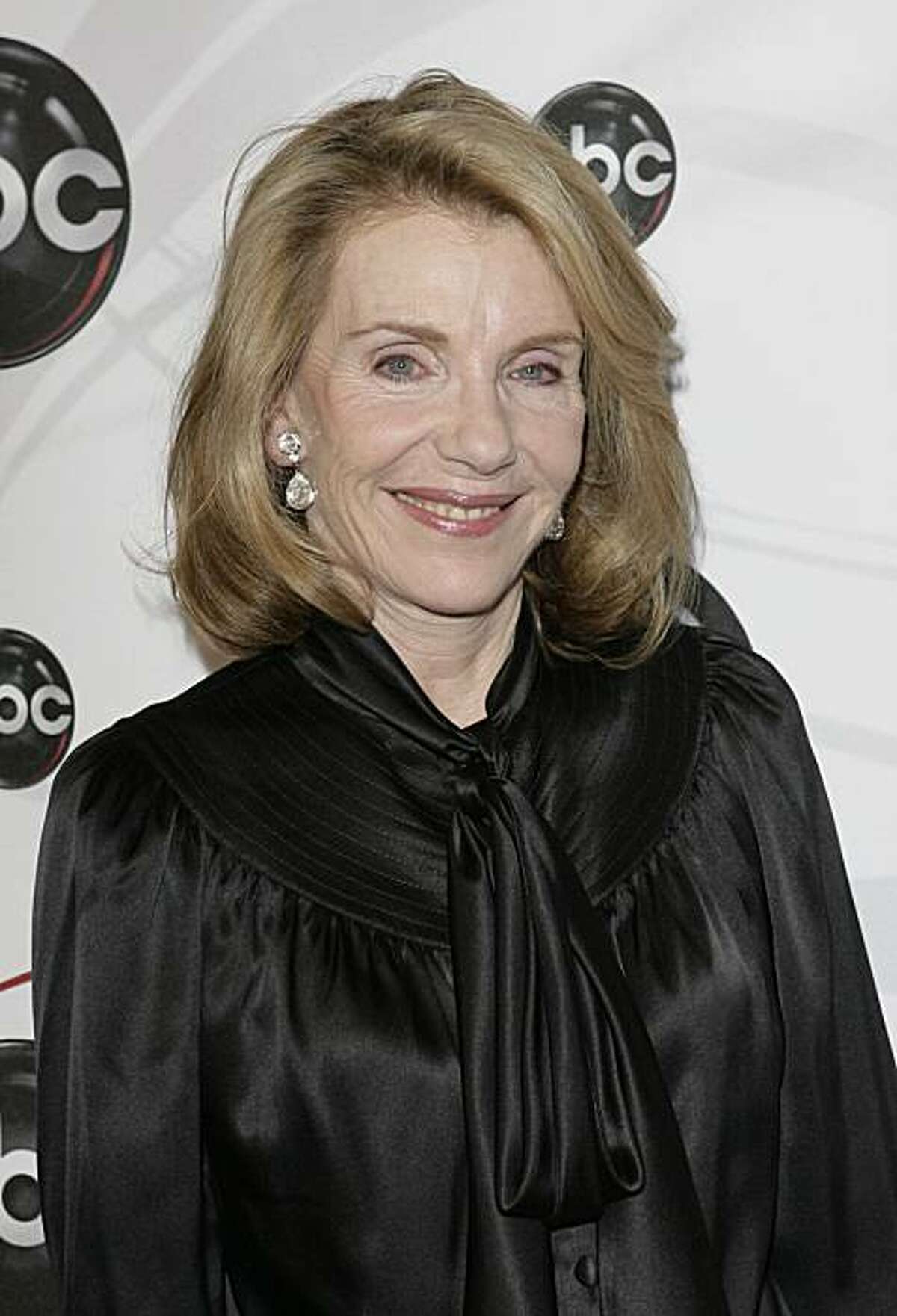 FILE - In this May 15, 2007 file photo, Jill Clayburgh, star of "Dirty Sexy Money" poses for photographers on the red carpet during the arrivals of ABC's 2007-2008 preview in New York. In one of her final roles Jill Clayburgh plays the mom of charismaticViagra salesman Jamie Reidy (Jake Gyllenhaal) in the romantic comedy "Love and Other Drugs."