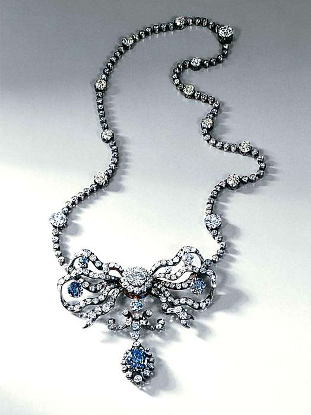 Cullinan Blue Diamond Private Peek 