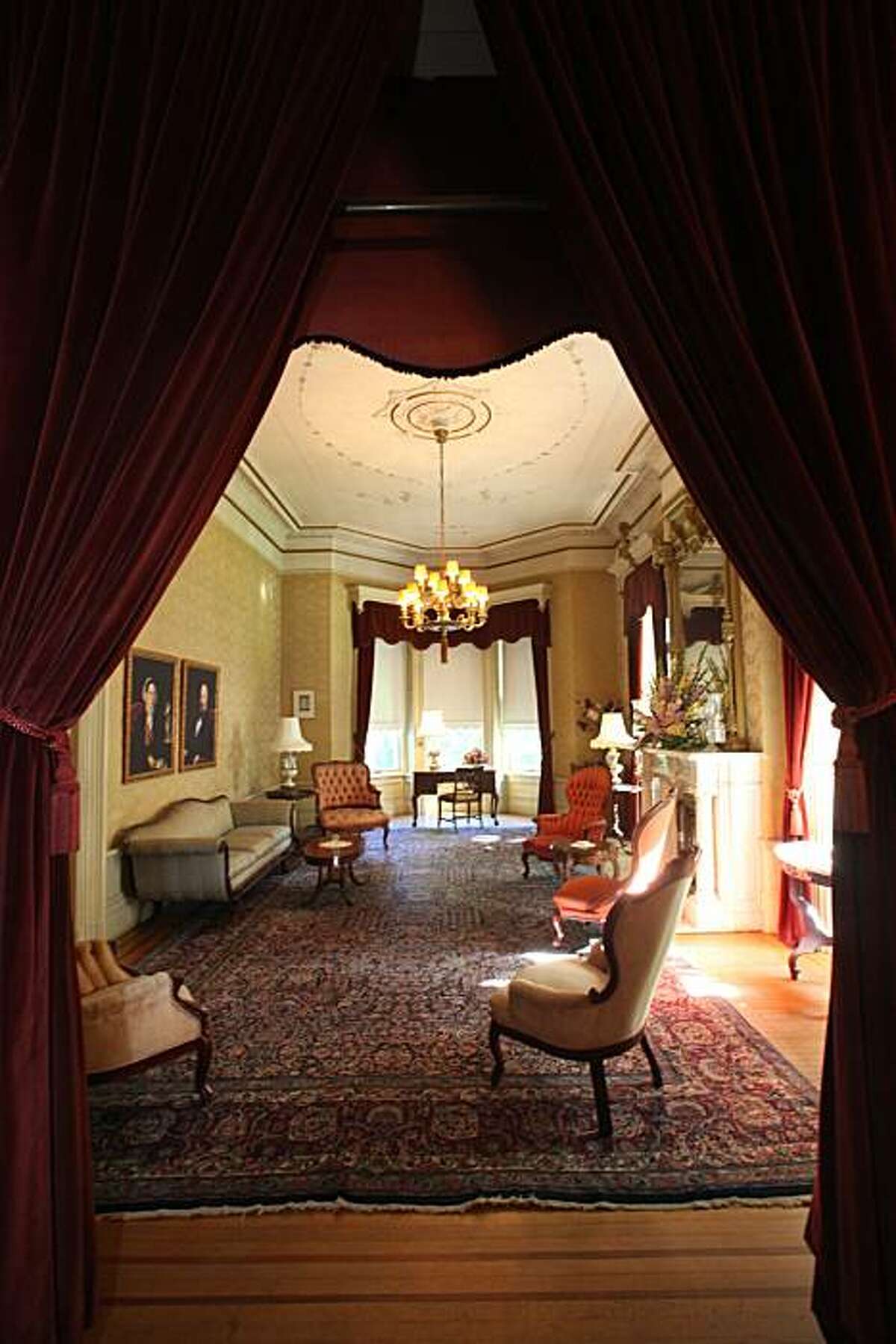 Governor S Mansion Empty In Sacramento