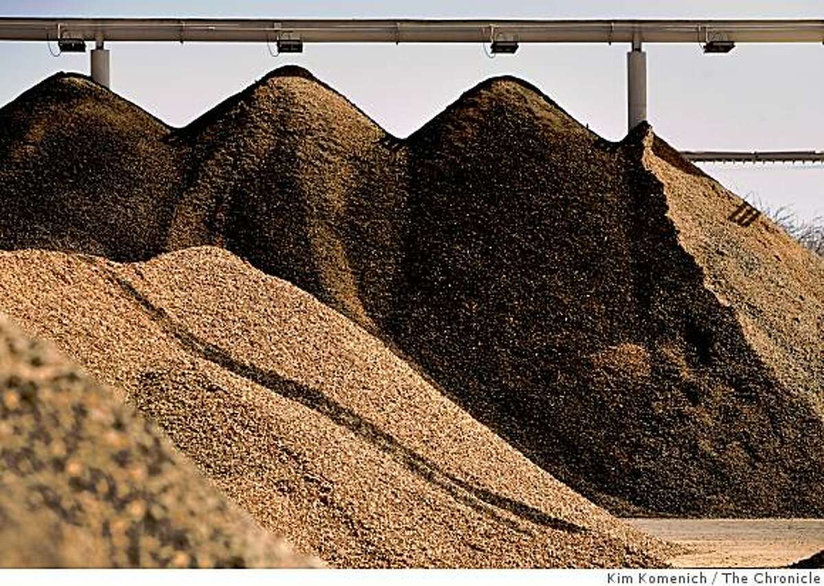 California almond industry feeling the squeeze
