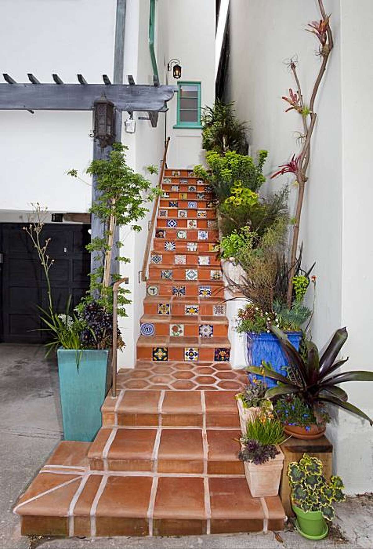 Scenic Spanish style