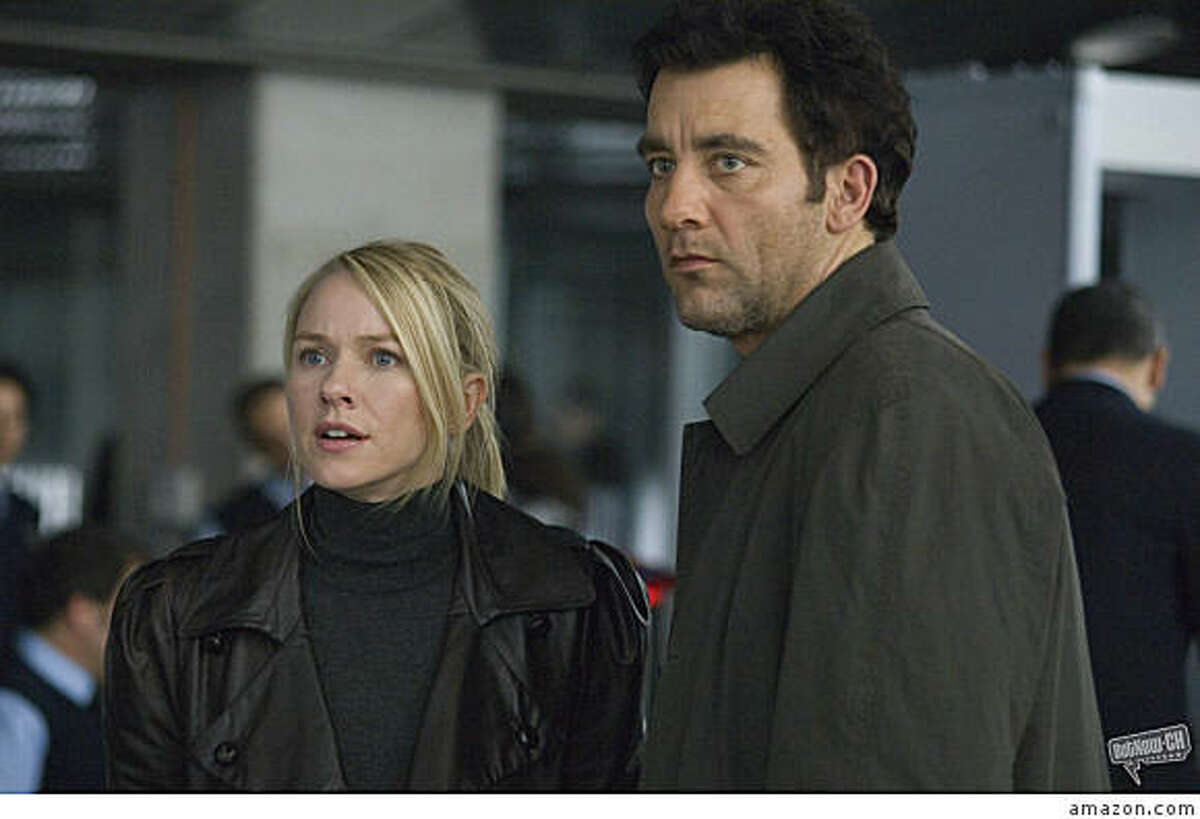 Naomi Watts and Clive Owen in THE INTERNATIONAL