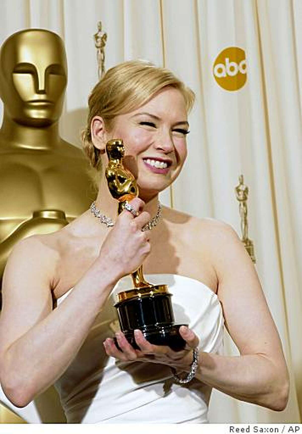 Iconic 'Texas Chain Saw Massacre' returns to theaters tonight