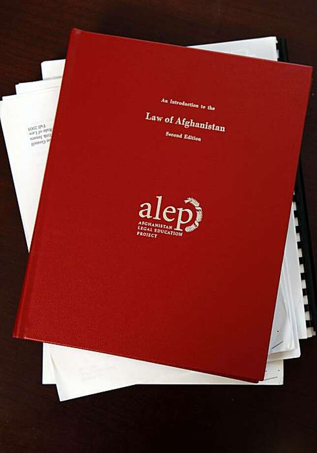 Stanford Team S Law Books Help Afghan Students Sfgate