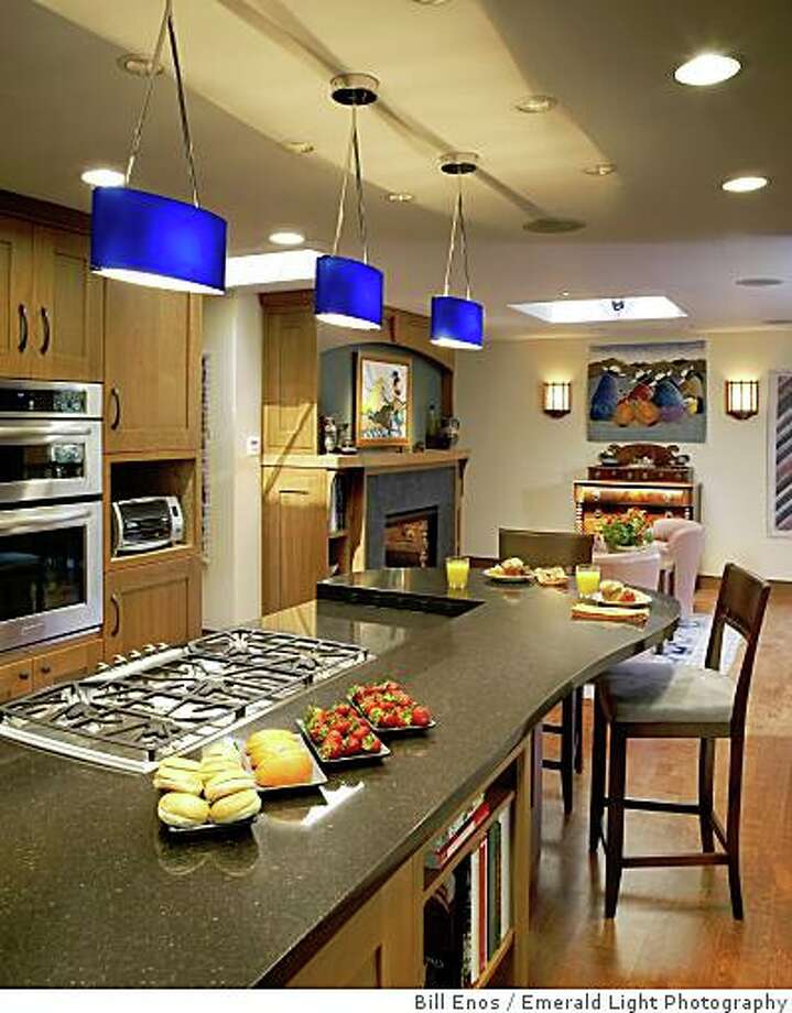 harrell and bensons kitchen showing the island with its heated counter top photo bill - Portola Kitchen harrell and bensons kitchen showing the island with its heated counter top photo bill - Portola Kitchen