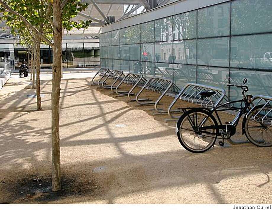 S.F. Federal building bike racks, an update SFGate