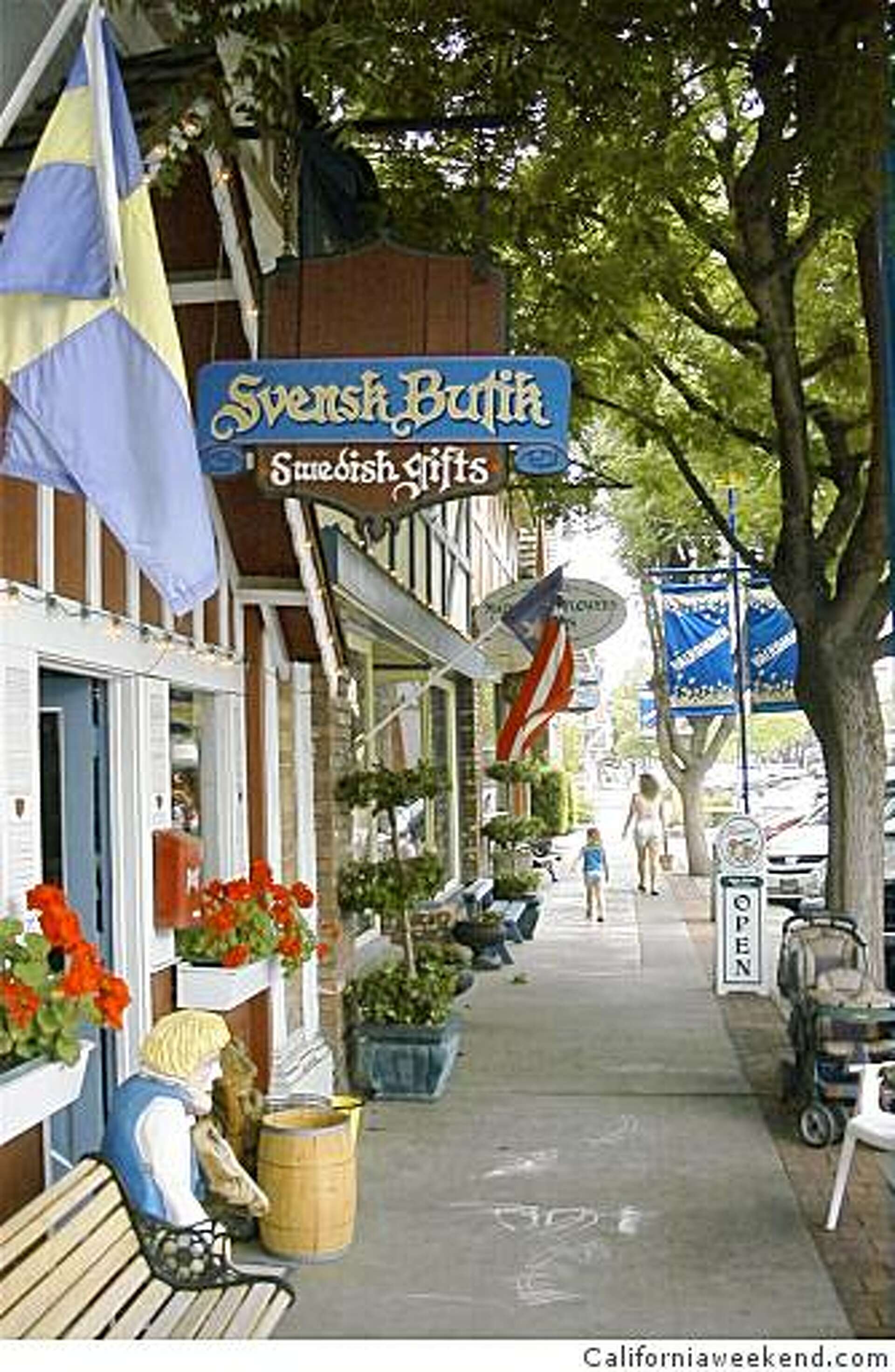Central Valley Town Boasts Swedish Theme 