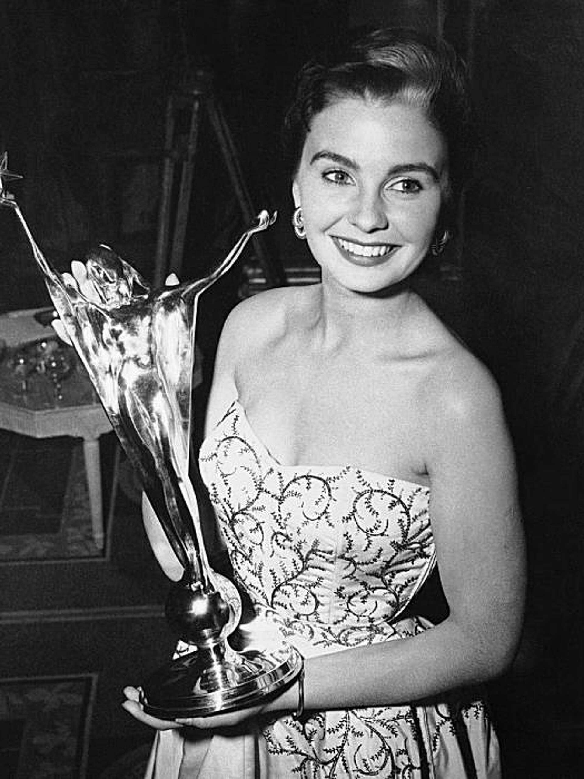 Jean Simmons dies - 2-time Oscar nominee, image size:1920x2560