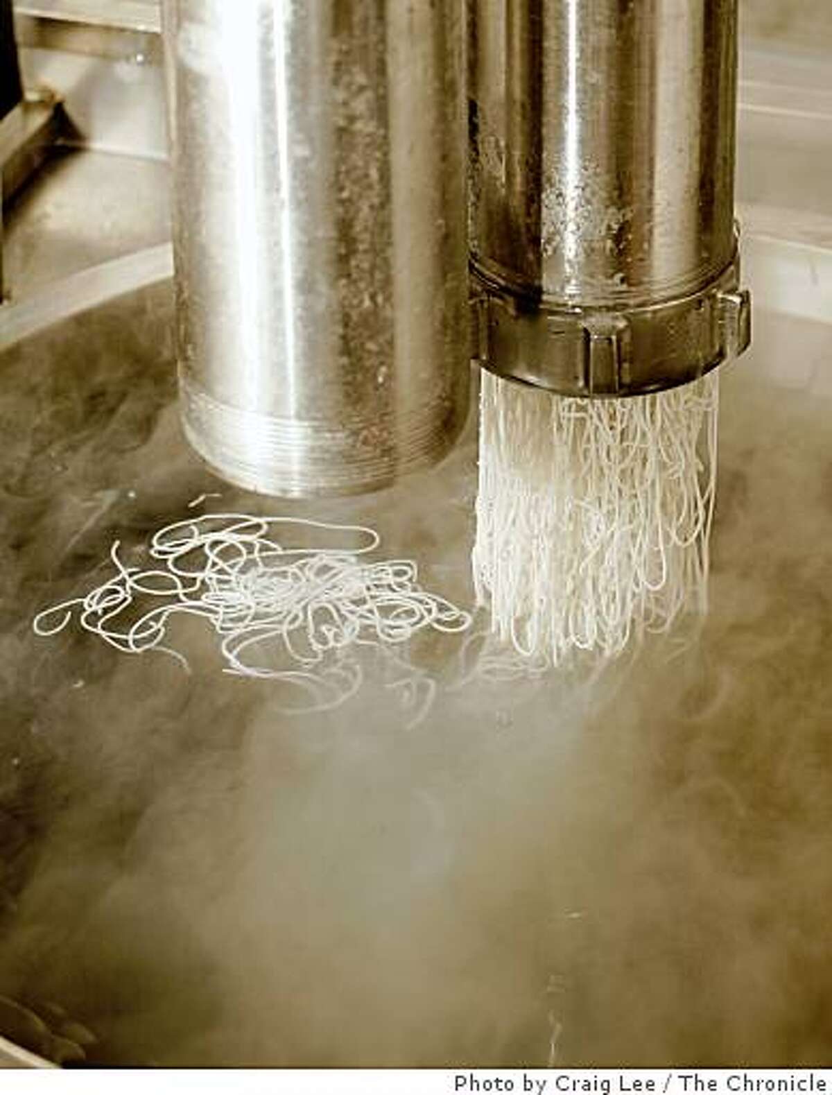 Cooking in Common Chilling out with noodles