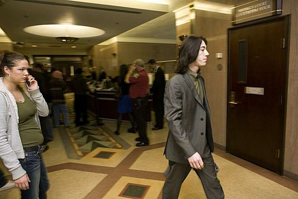 Tim Lincecum makes his way to courtroom six at the Clark County District Court in Vancouver, Wash., Tuesday morning. Lincecum, a Giants pitcher and National League Cy Young Award winner for the past two seasons, was in court on marijuana charges.