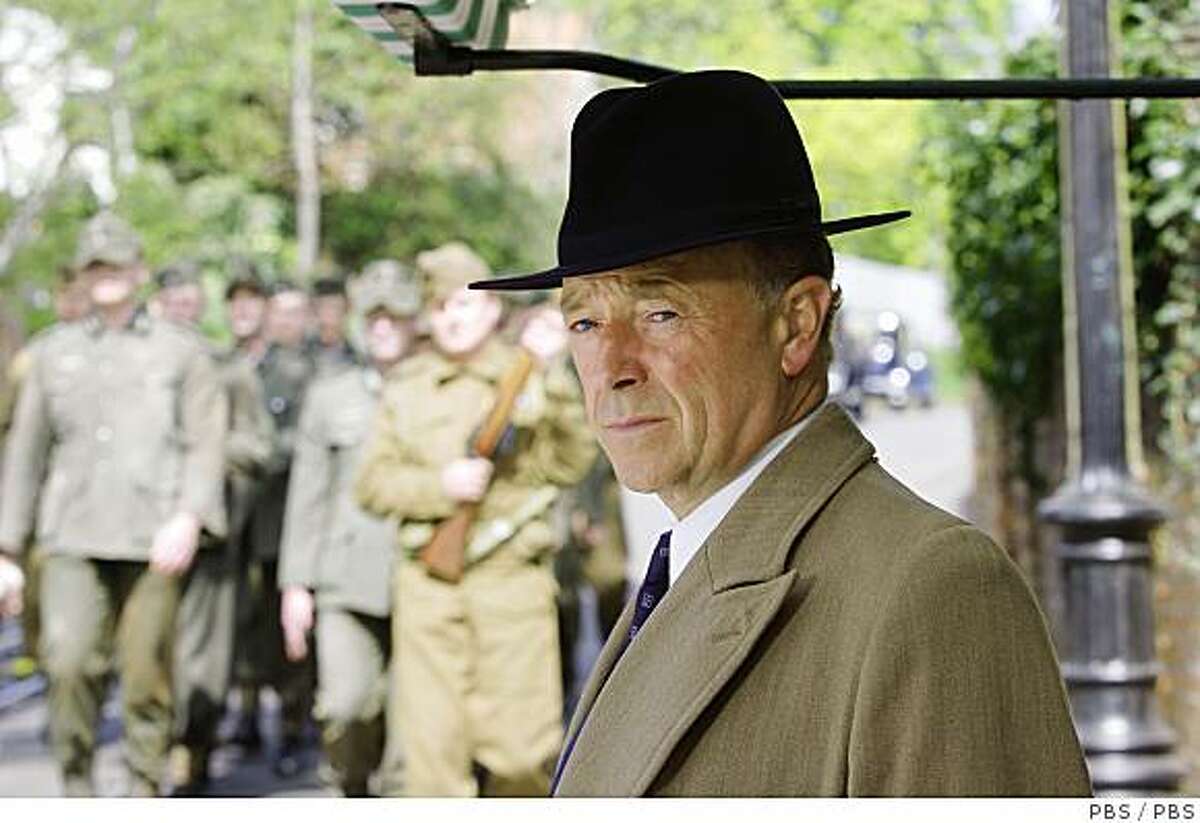 Tv Review Foyle Returns To Solve Final Cases