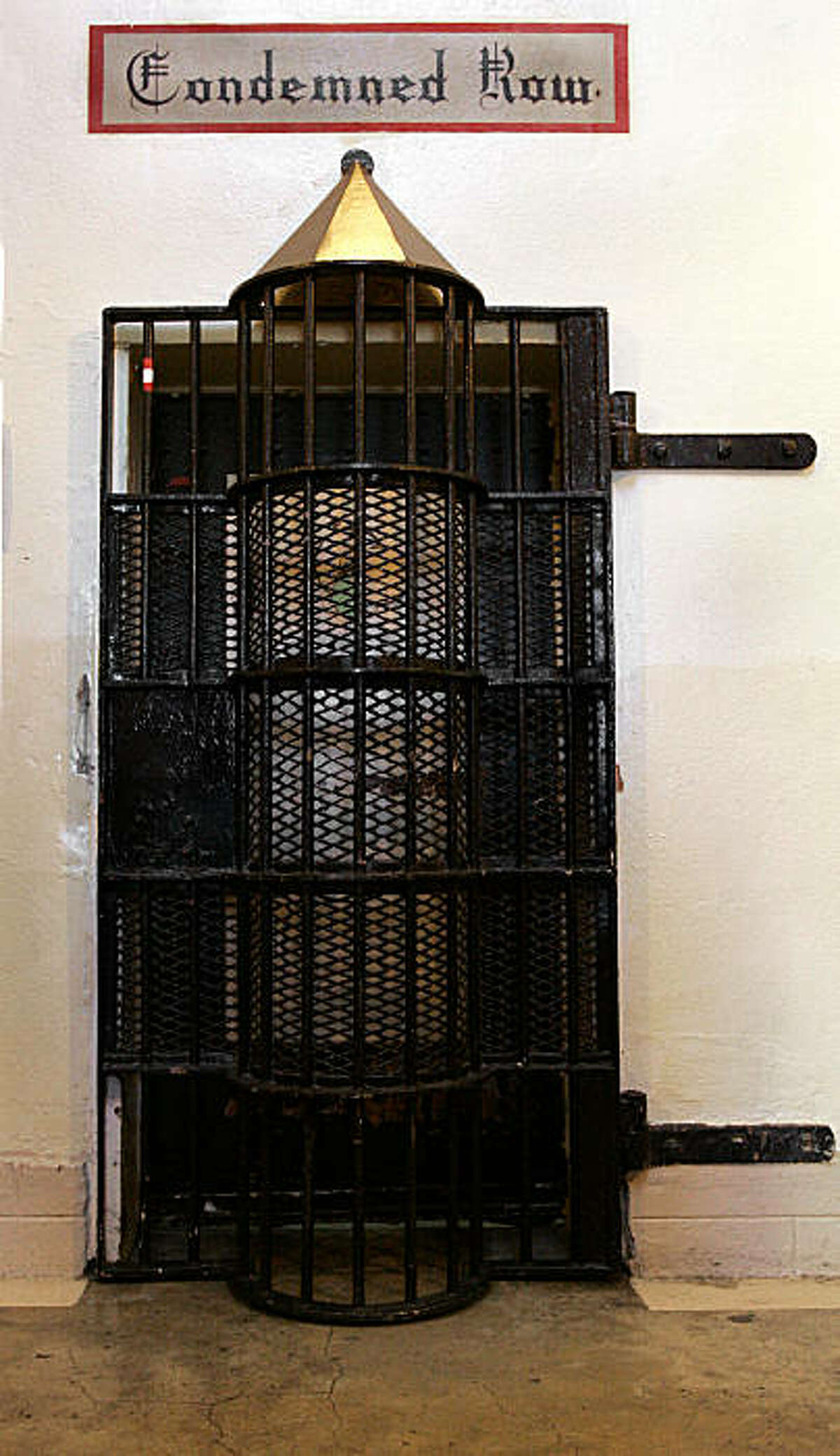 Contracts Of The Condemned:  Love And Loss On Death Row - izglwkr