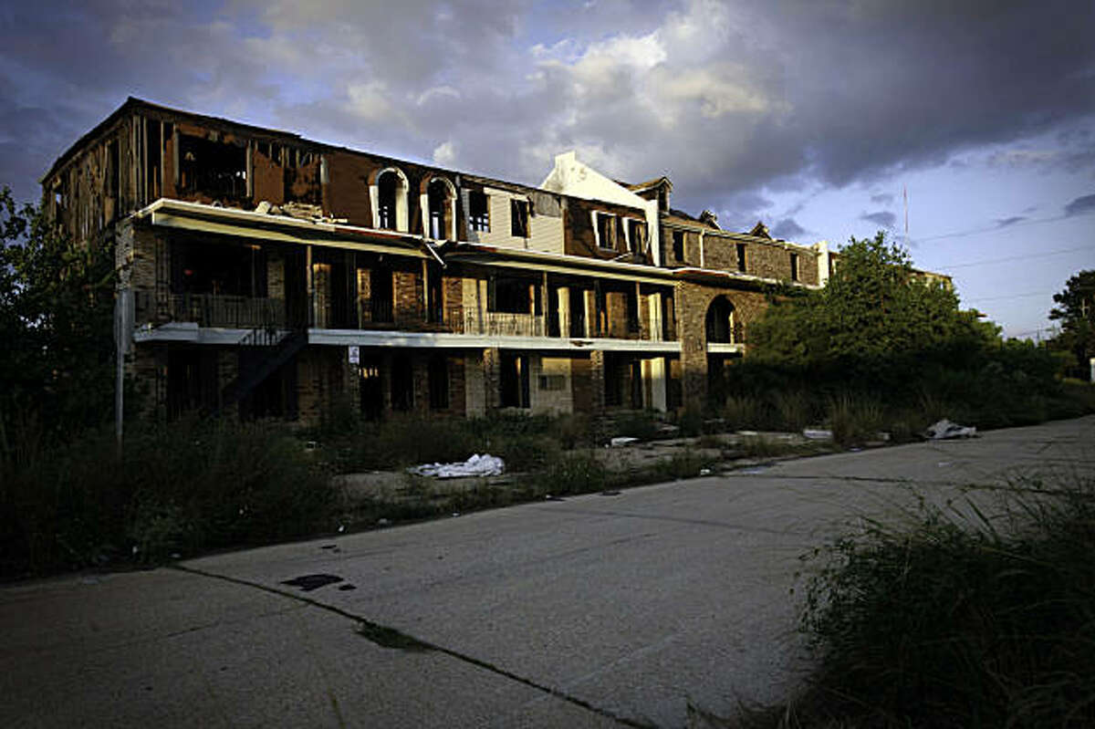 New Orleans suburb OKs housing