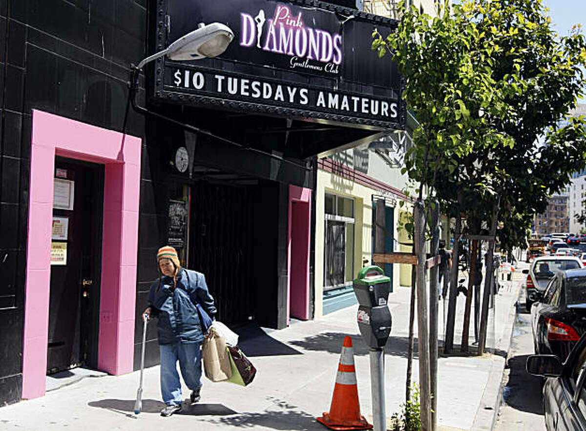 An early morning homicide exposes a troubled nightspot in San Francisco. The Pink Diamonds gentlemen?•s club at 220 Jones Street was the scene of an early morning shooting that sent three men to the hospital with gunshots wounds. Saturday June 27, 2009.