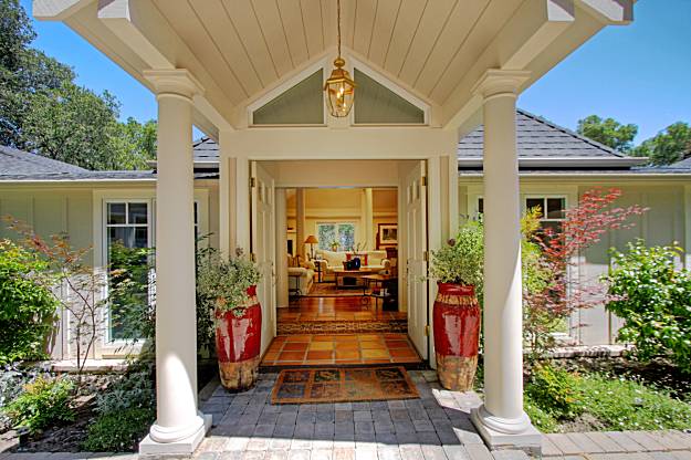 The Walk-Through: 33 Monte Vista Road, Orinda