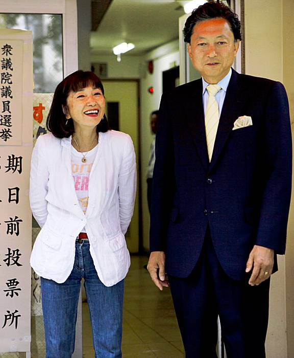 Japan's quirky first lady drawing interest