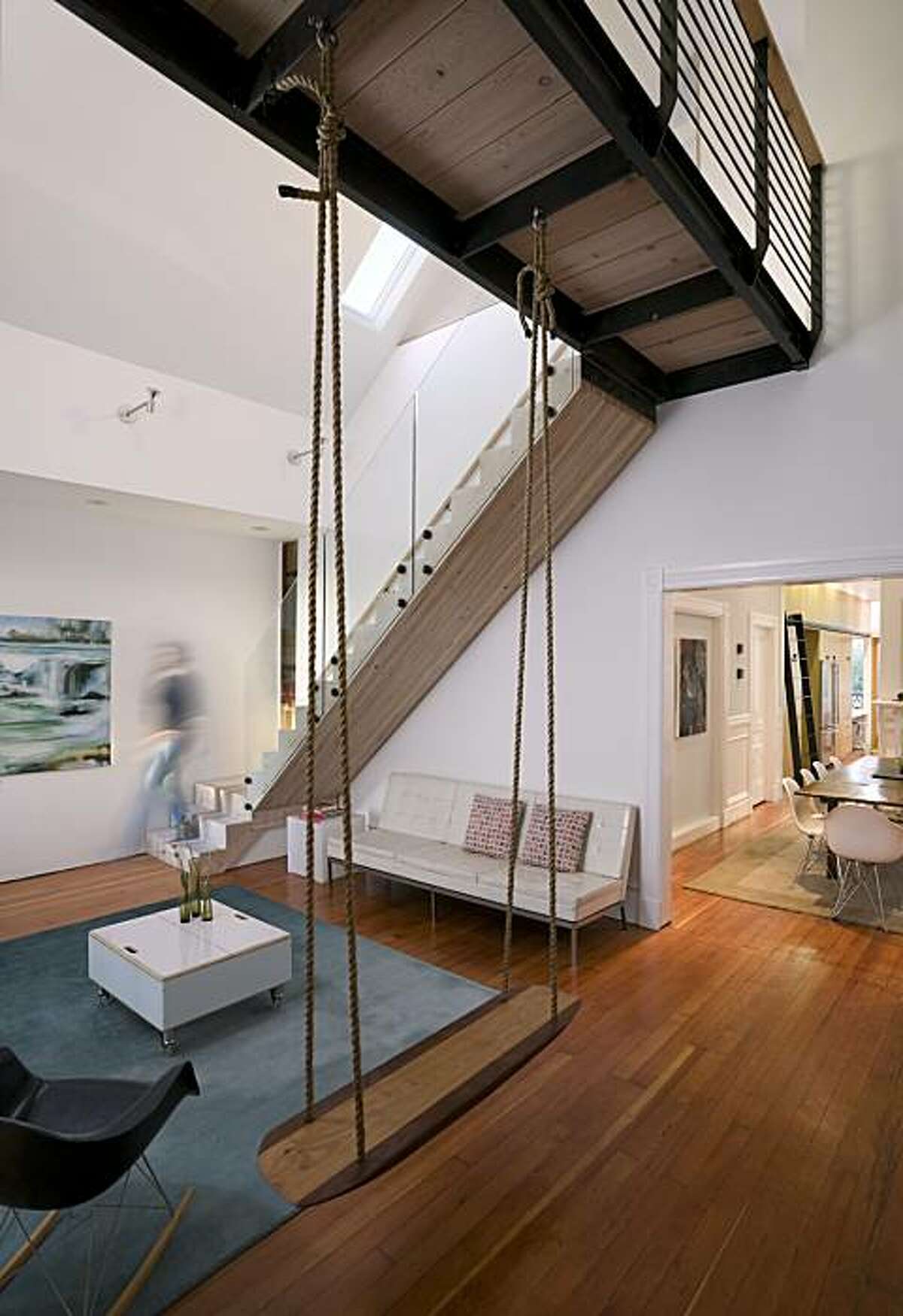 Clayton Street residence by Mork-Ulnes Design