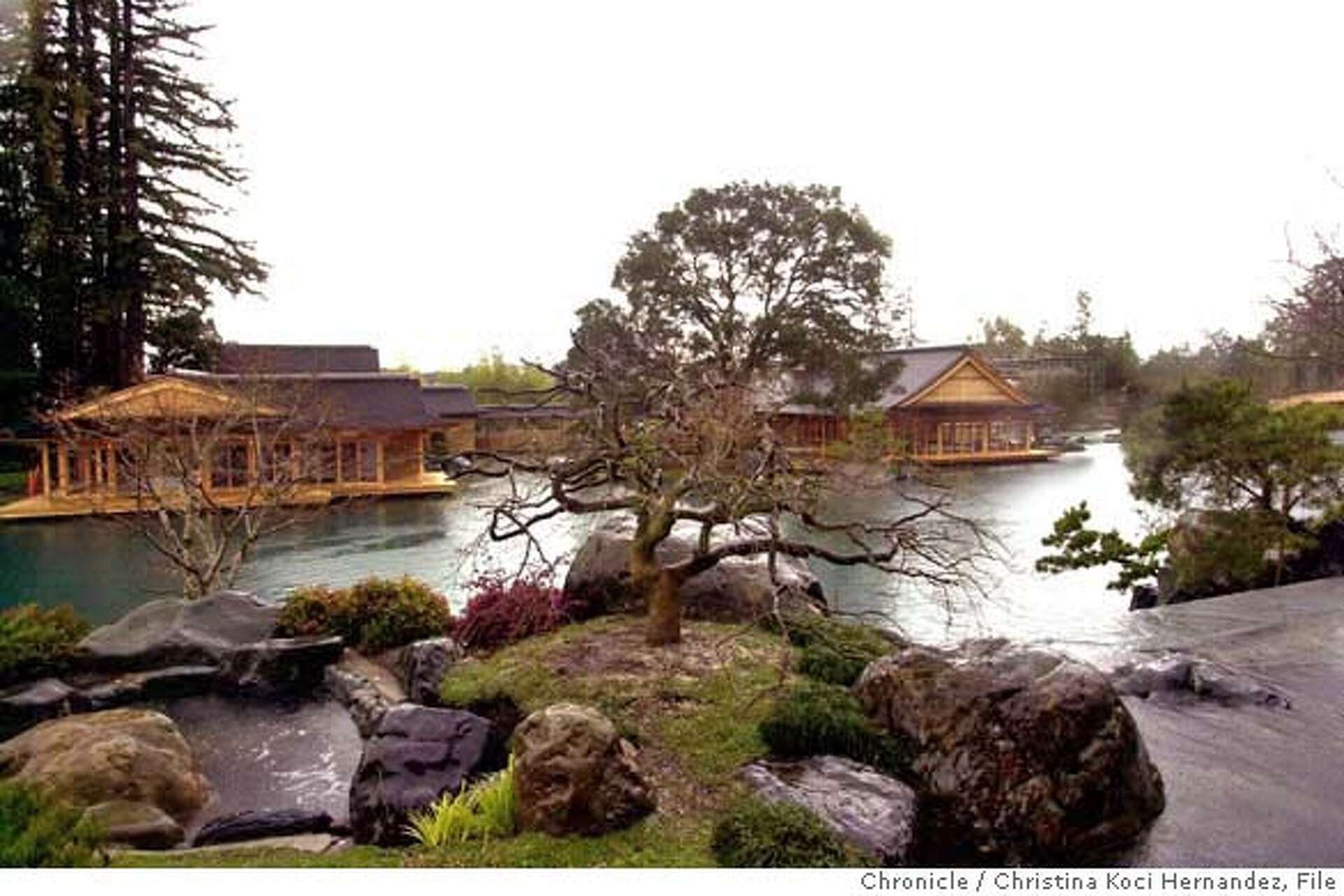 The Villa That Oracle Built / Ellison proceeds with dream digs despite  market setbacks, image size:1920x1280