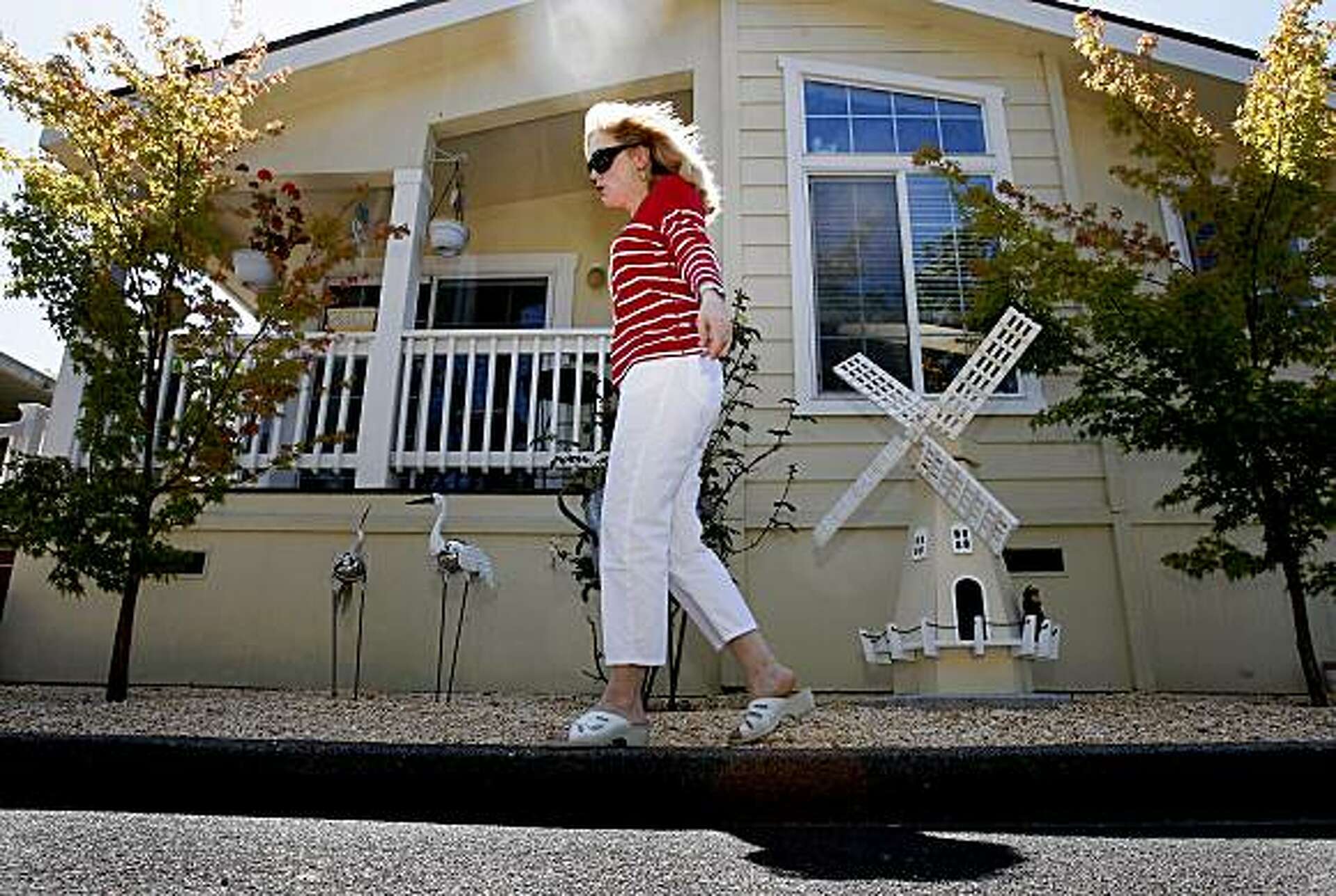 More mobile home parks trying to become condos