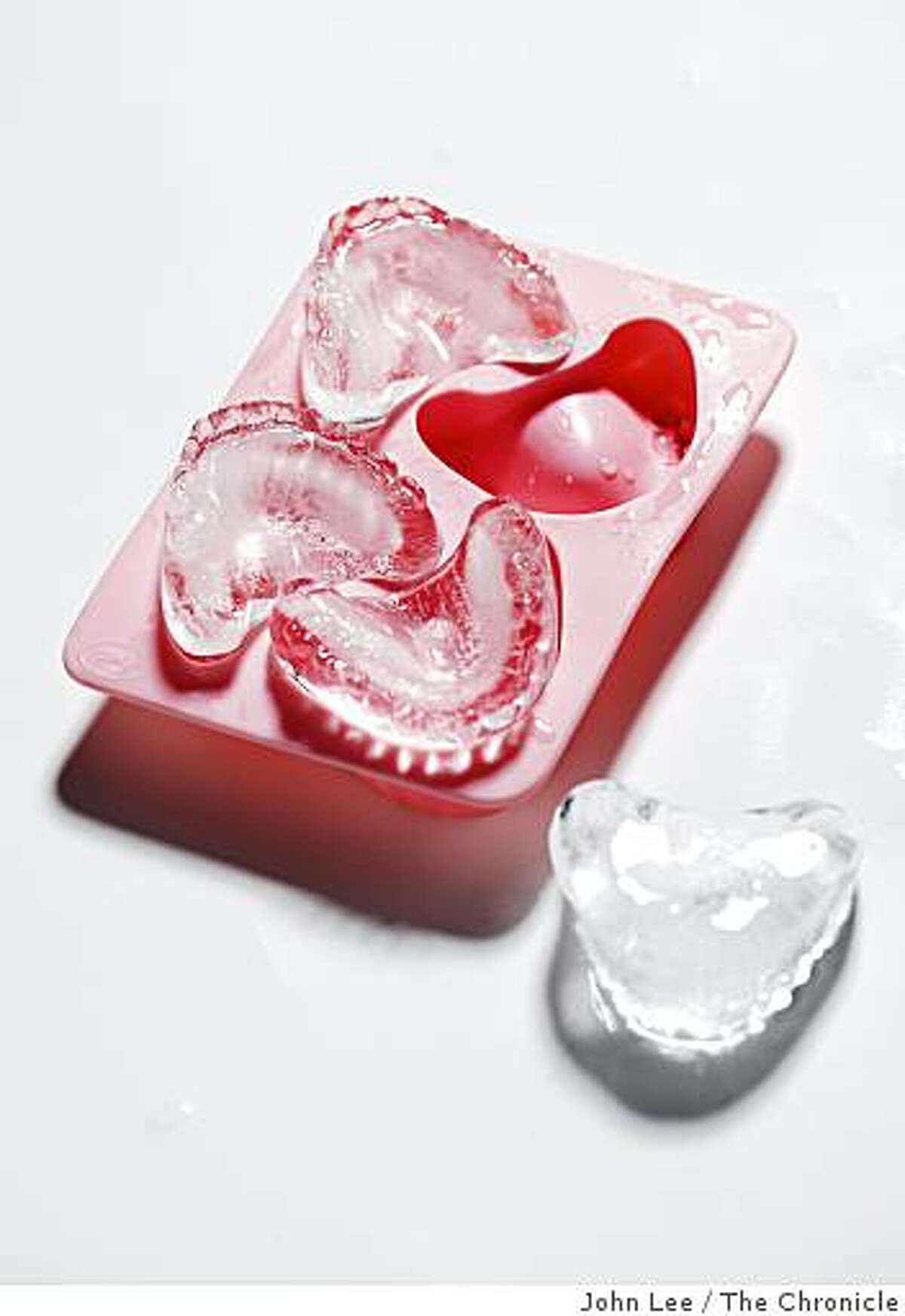 Fun shapes for ice cubes