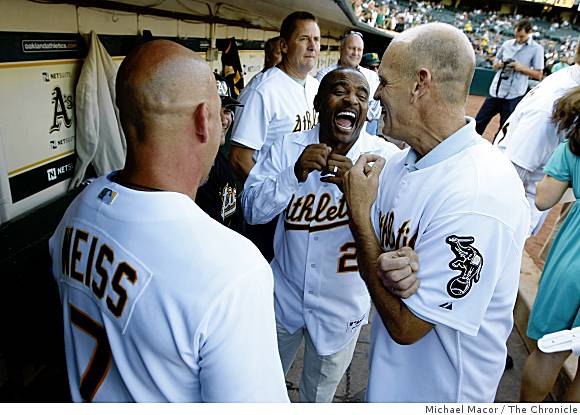 A's reunion celebrates '89 title, mourns Bob Welch, Dave Henderson, Tony  Phillips