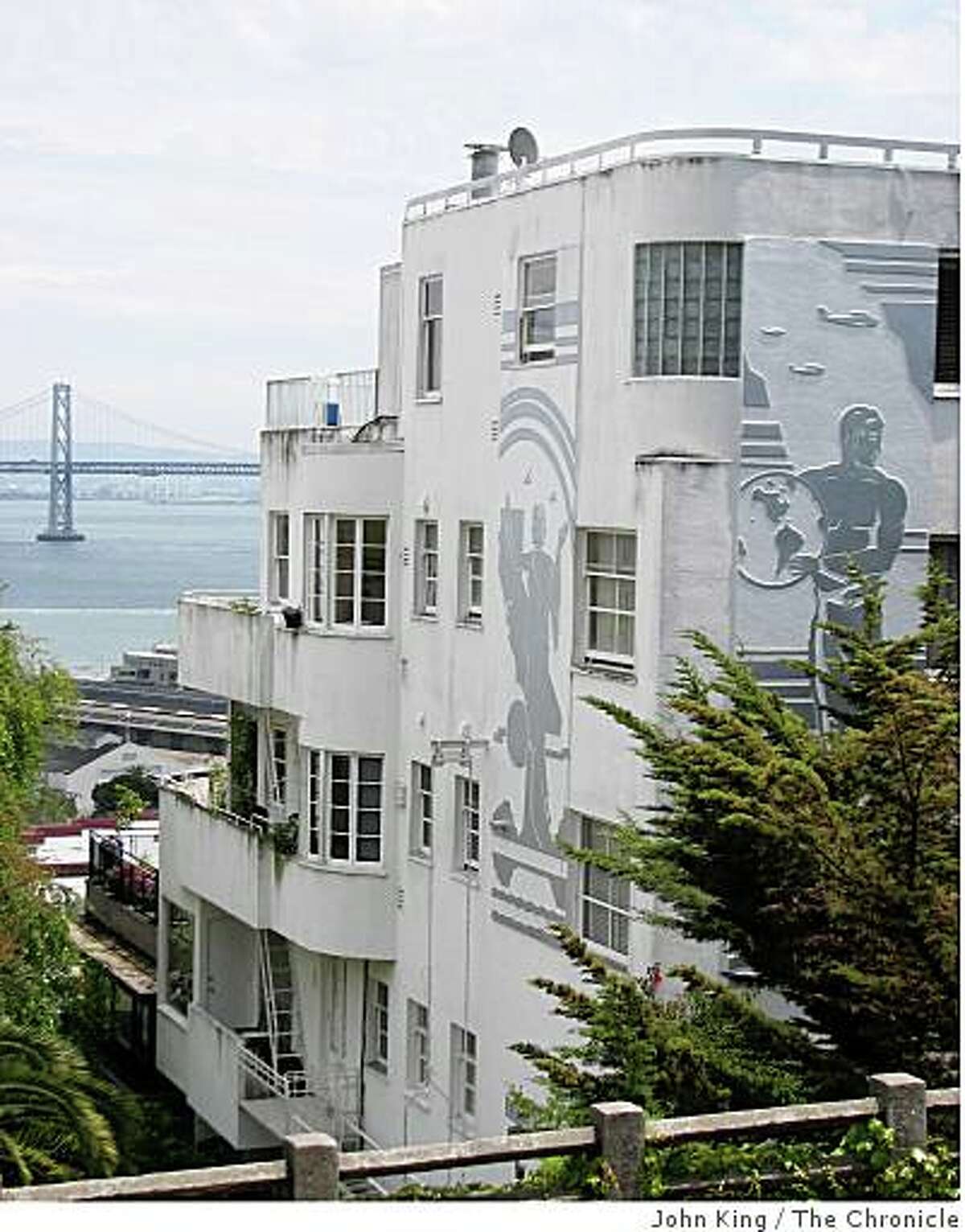 And here's 1360 Montgomery today, perched on the steep slopes of Telegraph Hill. The bas relief-style design is still visible on the exterior and the view is just as good too.