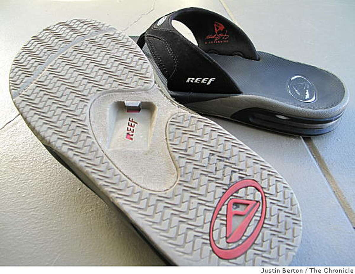 flip flops with bottle opener on bottom