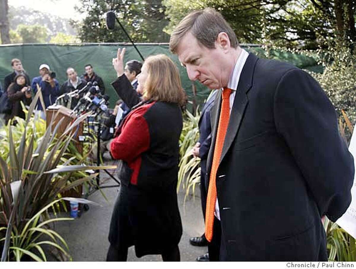 Public relations expert Sam Singer listens to zoo officials reveal details about security upgrades planned for the tiger exhibits at a news conference in San Francisco, Calif. on Wednesday, Jan. 2, 2008. Management brought in Singer to handle the zoo's public relations crisis after Siberian tiger Tatiana escaped from her enclosure, killed one visitor and injured two others on Christmas Day. PAUL CHINN/The Chronicle **Sam Singer MANDATORY CREDIT FOR PHOTOGRAPHER AND S.F. CHRONICLE/NO SALES - MAGS OUT