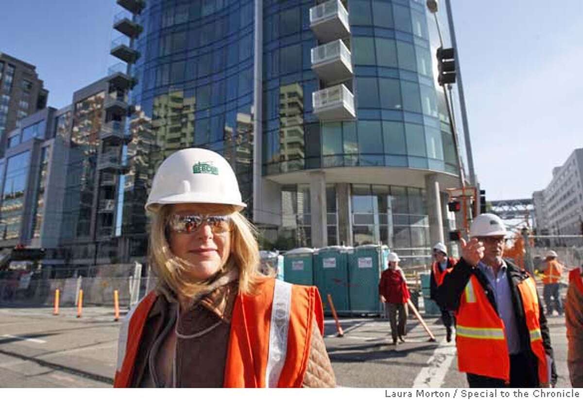 RESTAURANTTREND16_0447_LKM.jpg Chef Nancy Oakes leaves the construction site of The Infinity condominium complex where she is in the process of building a new restaurant. Oakes part of a trend of top chefs in San Francisco opening restaurants in the newest condominium complexes. (Laura Morton/Special to the Chronicle) ***Nancy Oakes Ran on: 12-19-2007 Chef Gary Danko stands at Ghirardelli Square, where he plans to open a restaurant connected with the Fairmont Heritage vacation condominiums. Ran on: 12-19-2007 Chef Gary Danko stands at Ghirardelli Square, where he plans to open a restaurant connected with the Fairmont Heritage vacation condominiums.