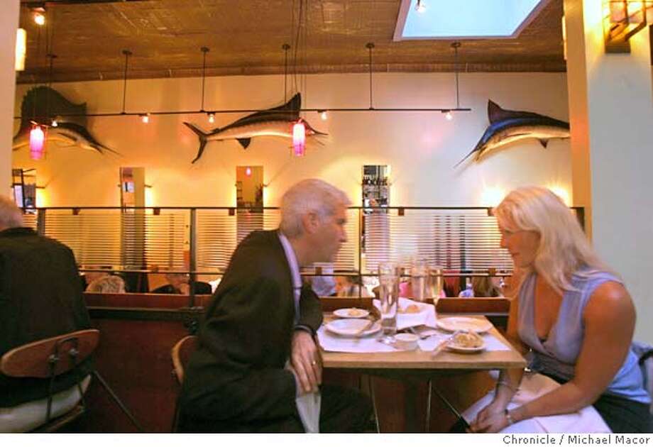 Restaurant Roundup Sfgate D 29belden186 Mac Jpg Brian And Jean Morse Of Santa Rosa Enjoy The Surroundings At