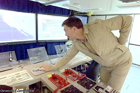 Navy Float Lab Floating Test Pad for High Tech / Former landing ship showcases new Navy