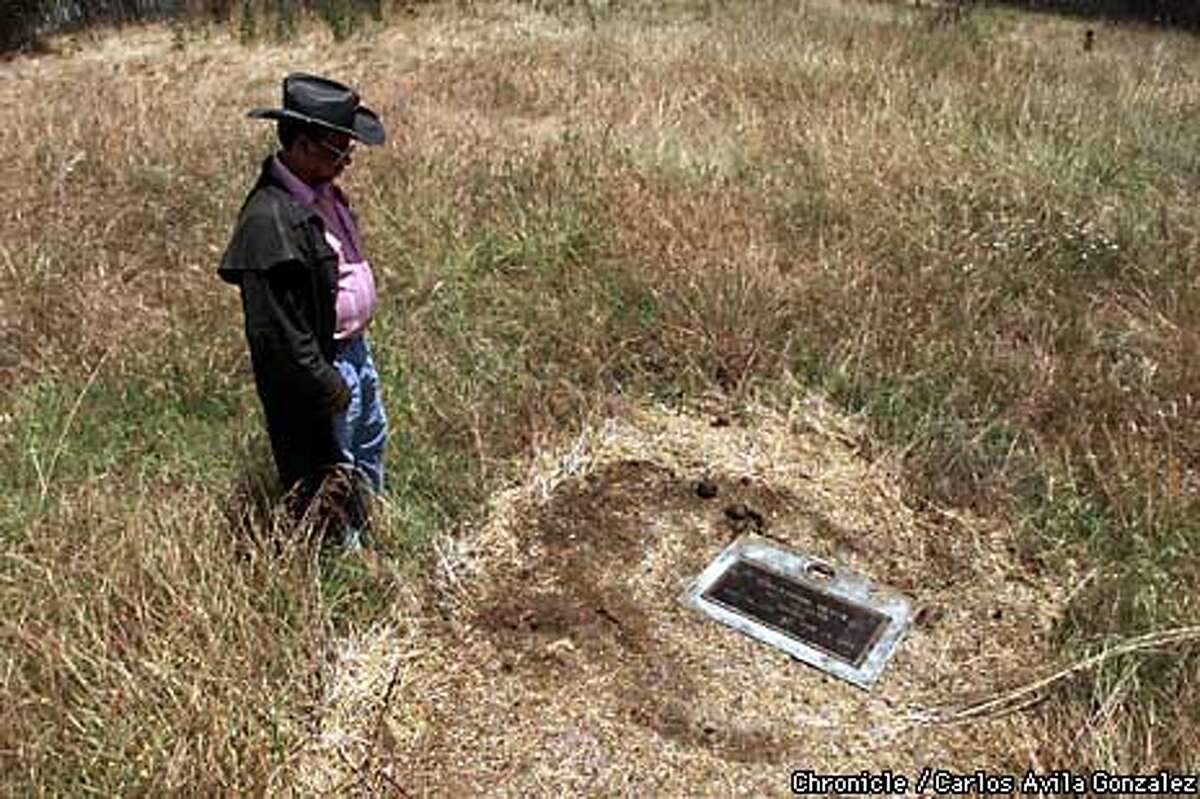 Buried in Bureaucracy / Red tape puts historic Pacheco cemetery in disarray