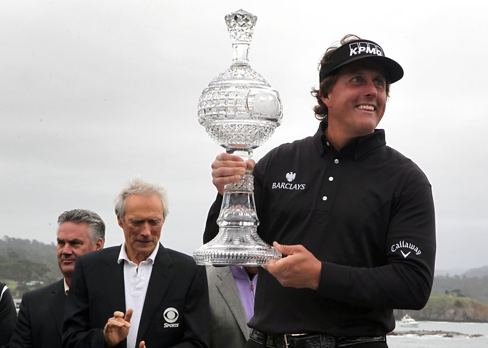 Phil Mickelson Tops Tiger Woods At Pebble Beach Sfgate