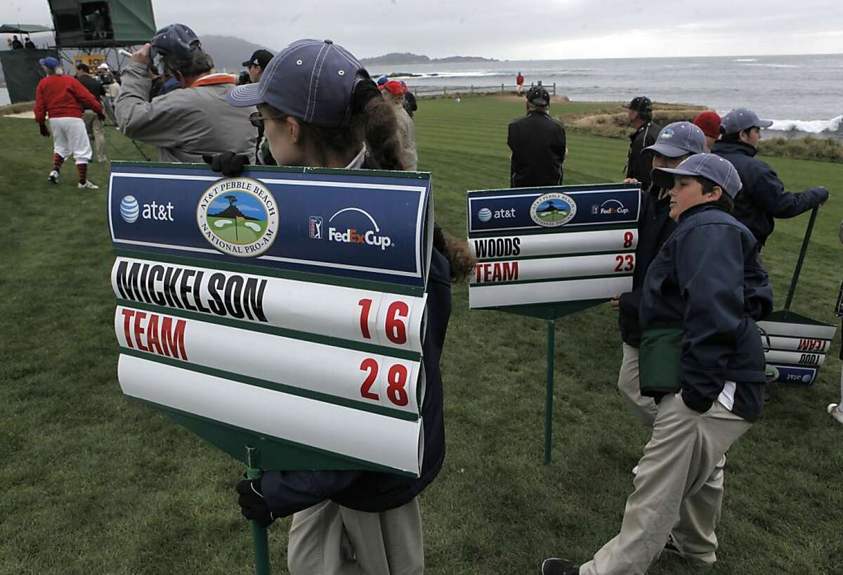 Phil Mickelson tops Tiger Woods at Pebble Beach