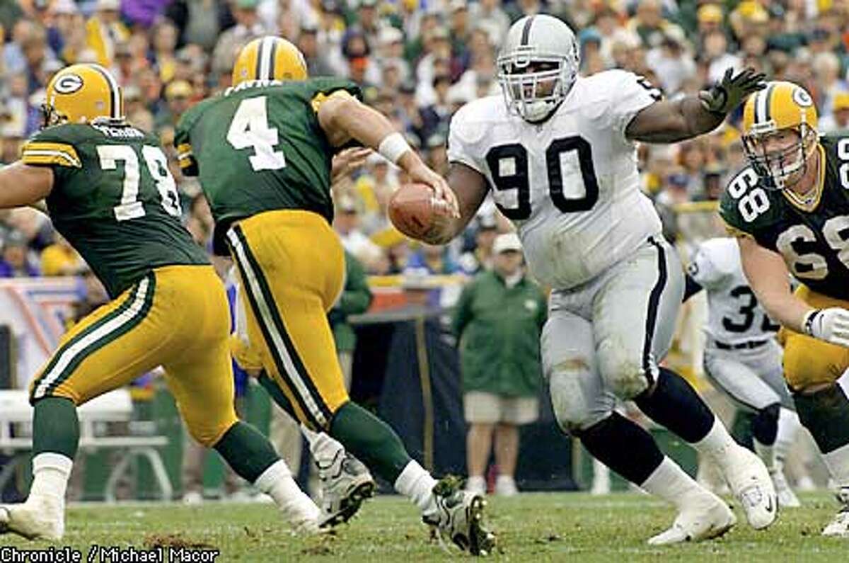 Jackson adjusts at nose tackle / Raiders' Jackson a man in the middle
