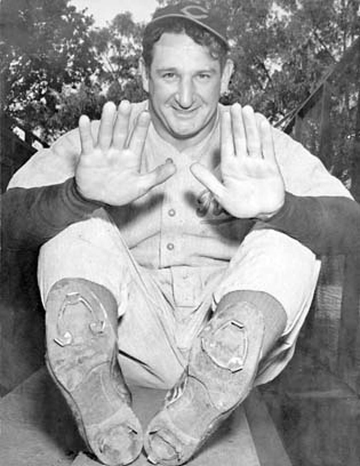 LET'S HEAR IT FOR THE HOME TEAM / The alltime best of the greats who