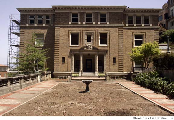 Feinstein Building Bloom is off the rose for public garden at Feinstein mansion