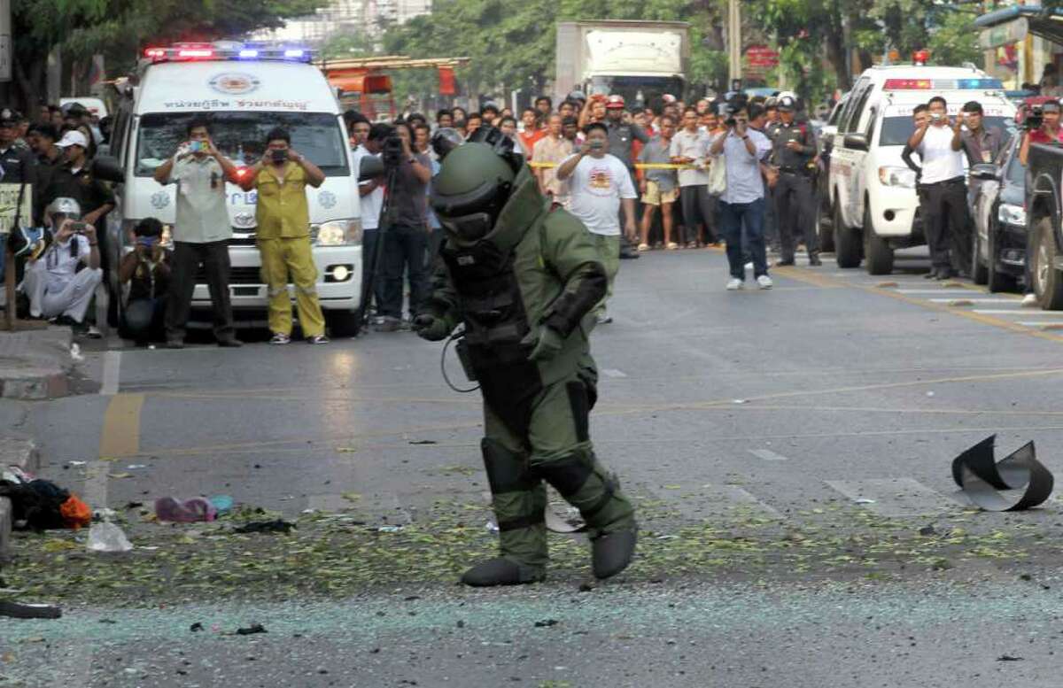 News of the world in photos: Bombing rocks Bangkok